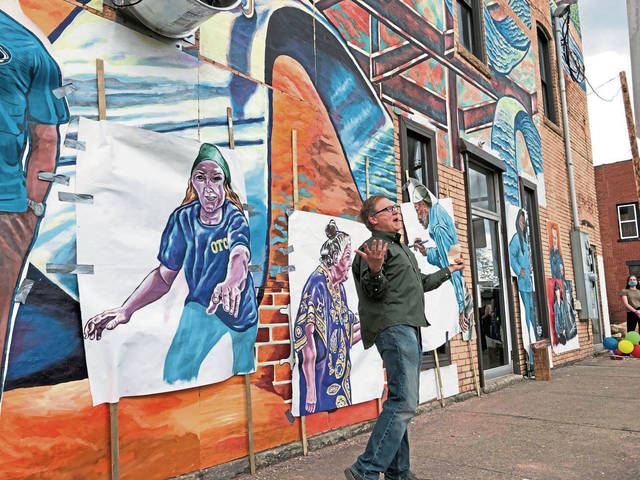 3733984_web1_vnd-newkenmural3-041221