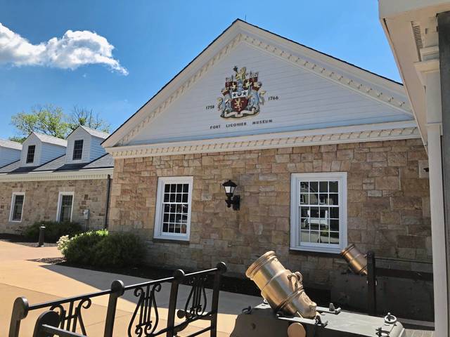 3746623_web1_web-fortligonier-front