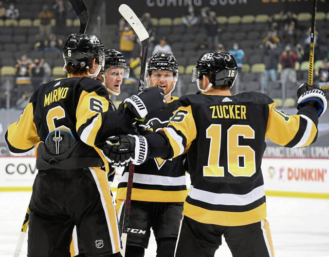 3747258_web1_ptr-Pens-Islanders06-033021