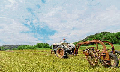 3751674_web1_farm-shot