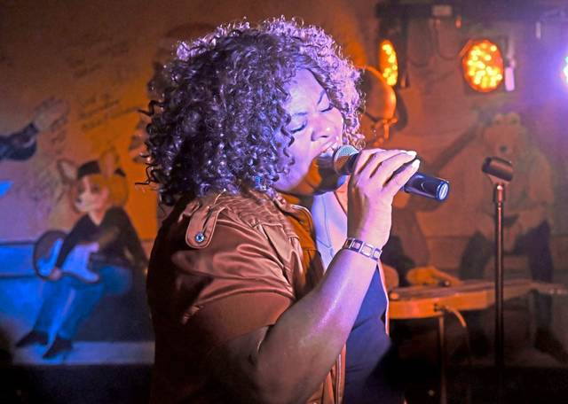 3755511_web1_ptr-smallvenues-3