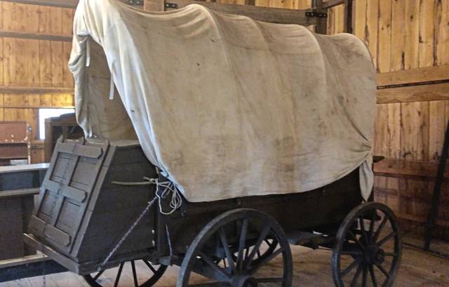 3755759_web1_gtr-WagonCarriage1-041821