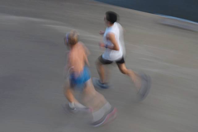 3777029_web1_web-running-FILE