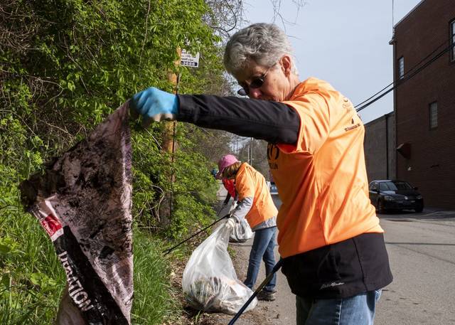 3779570_web1_PAL-PlumCleanUp005-050621