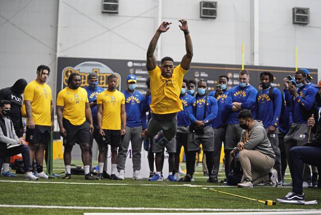3802160_web1_gtr-PittProDay6-031821