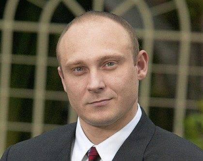 3816962_web1_george-heym