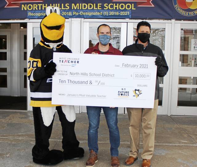 3817942_web1_nj-NorthHillsTeacherNHL-051321