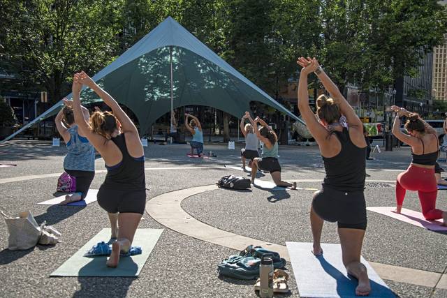 3819103_web1_ptr-yoga-3
