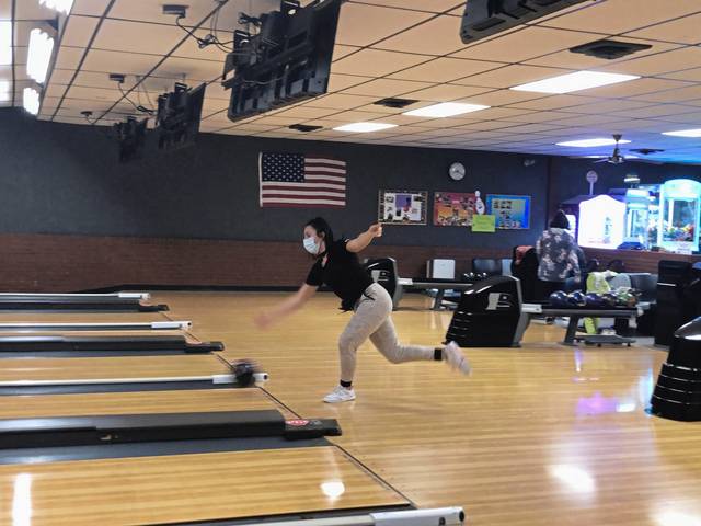 3820192_web1_PAL-PlumBowling2-051321