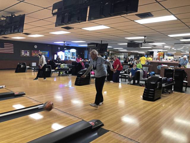 3820192_web1_PAL-PlumBowling3-051321
