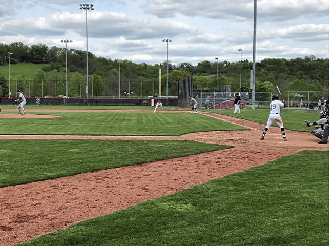 Upper St. Clair baseball clinches playoff spot with gutsy win over Norwin