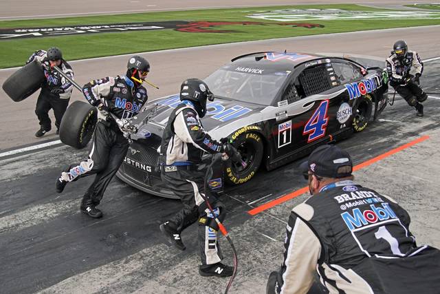 3830380_web1_AP21067025554020