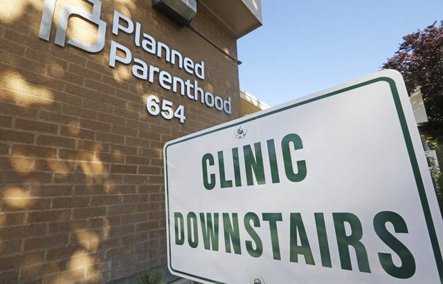 3847278_web1_gtr-B7TrumpFamilyPlanning-022520