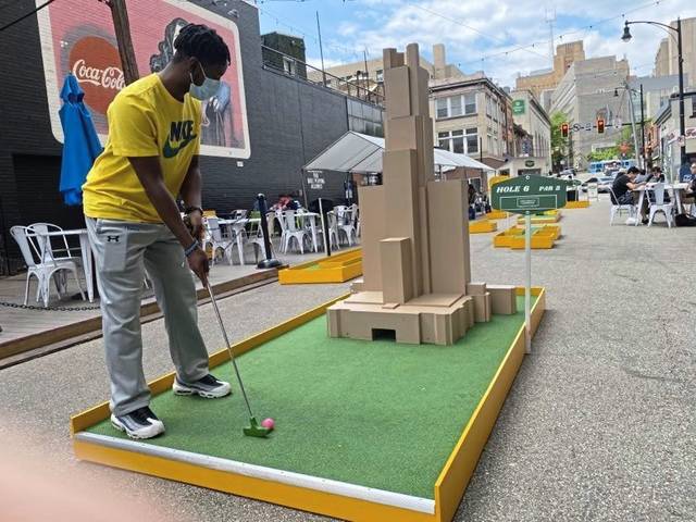 3858055_web1_PTR-OaklandGolf-3