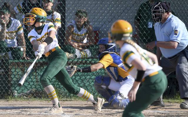 Penn-Trafford softball stomps Hampton in 1st round