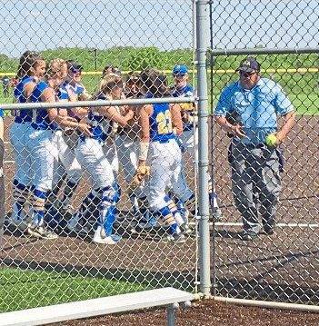 Derry softball gets 1st playoff win in program history<span class="headline-video">Video <i class="fa-solid fa-circle-play"></i></span>