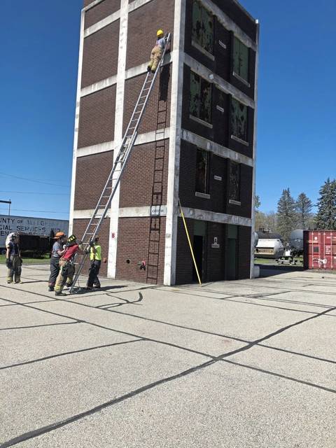 3864546_web1_SHR-JHcouncilFFtraining1-052721