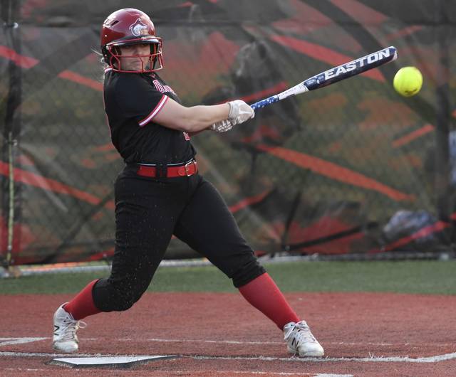 3-run, walk-off homer propels 14th-seeded Fox Chapel softball past Franklin Regional