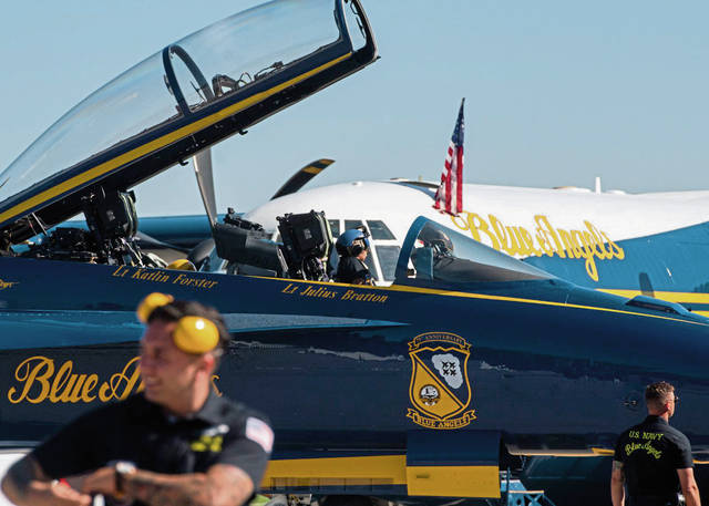 3888196_web1_gtr-BlueAngelPreShow002-052821
