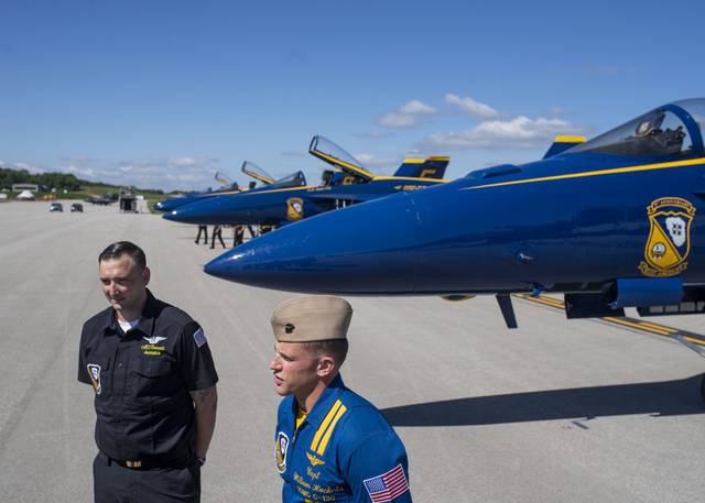 3888196_web1_gtr-BlueAngelPreShow011-052821