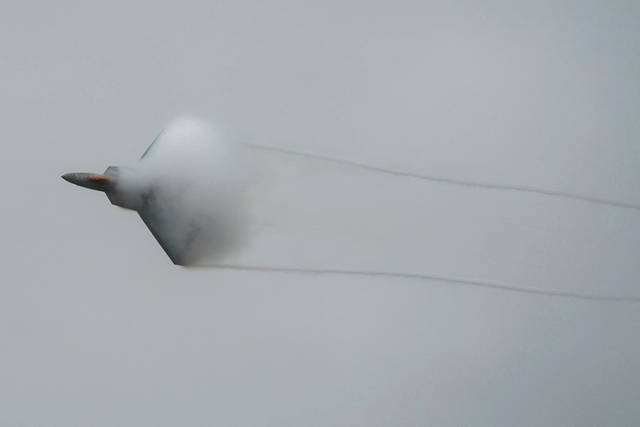 3888477_web1_GTR-AirshowDay1-286-053021