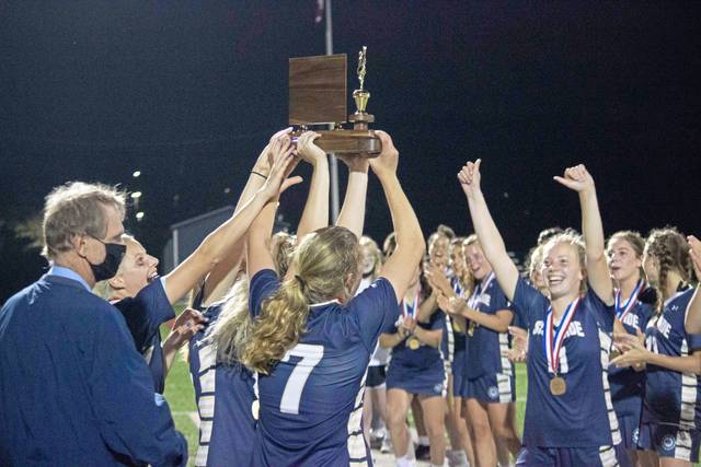 Shady Side Academy repeats as WPIAL girls lacrosse champs after battle with Mt. Lebanon