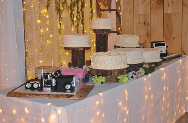 3841131_web1_PTR-WeddingUnique-Truck