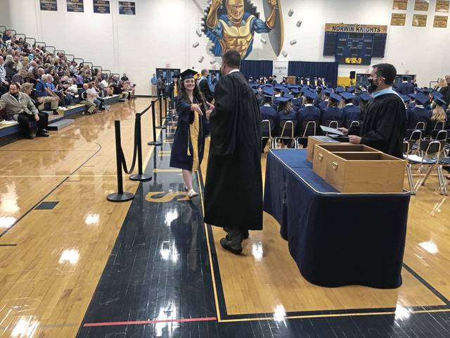 3903327_web1_gtr-Norwingraduation2