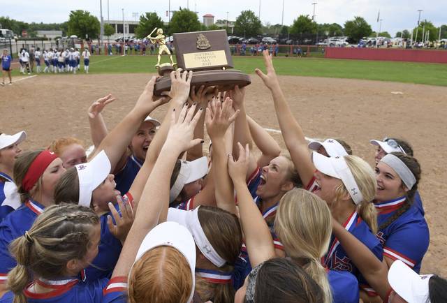 Big-hitting Mt. Pleasant blanks Ellwood City for 2nd WPIAL softball championship<span class="headline-video">Video <i class="fa-solid fa-circle-play"></i></span>