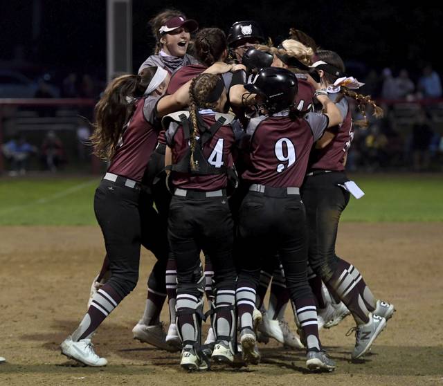 Beaver Area shakes off Highlands rally, walks off with WPIAL softball crown