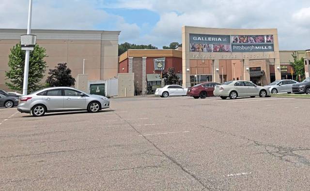 3916286_web1_vnd-malls01-060620