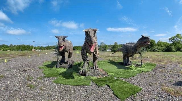 3921684_web1_PTR-JurassicQuest-8