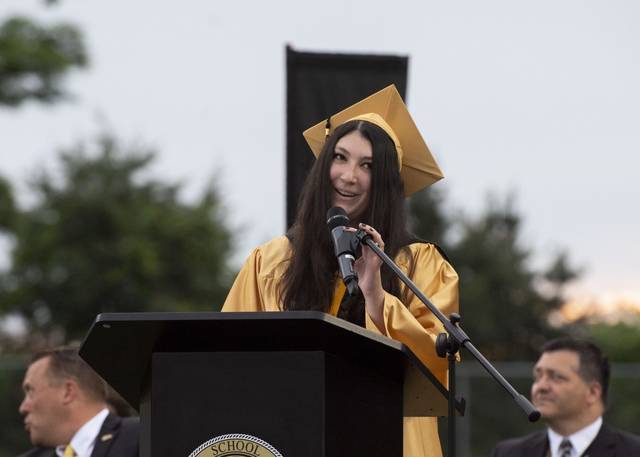 3933256_web1_te-gatewaygraduation004-061721