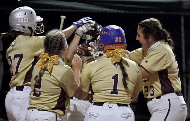 Highlands softball beats Bishop McDevitt, earns rematch with Beaver in state semifinals