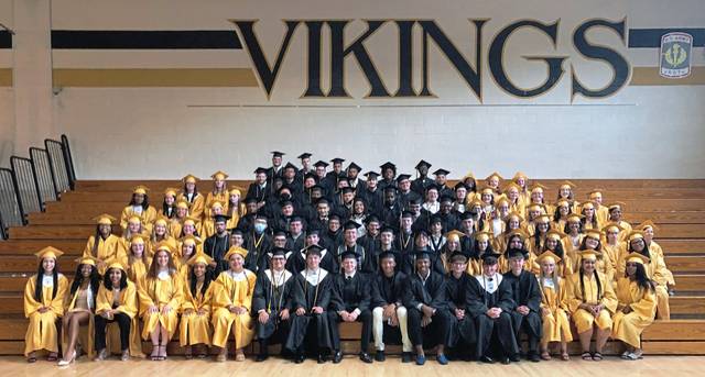 3940583_web1_vnd-2021valleyhighgrads2-061221