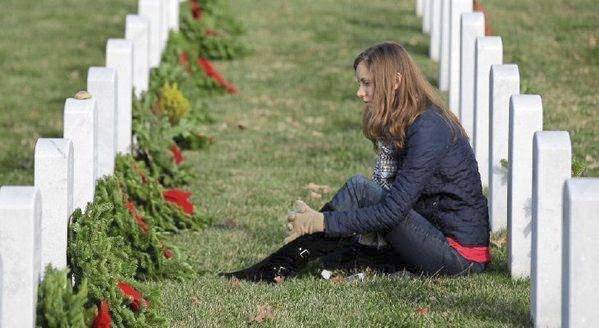 3951817_web1_nj-WreathsAcrossAmerica2-101521