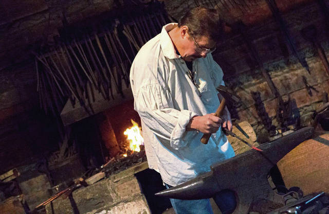 3954609_web1_gtr-oa-compassinn7-112618