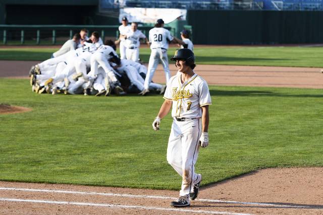 North Allegheny baseball appreciates contribution of seniors, looks to bright future