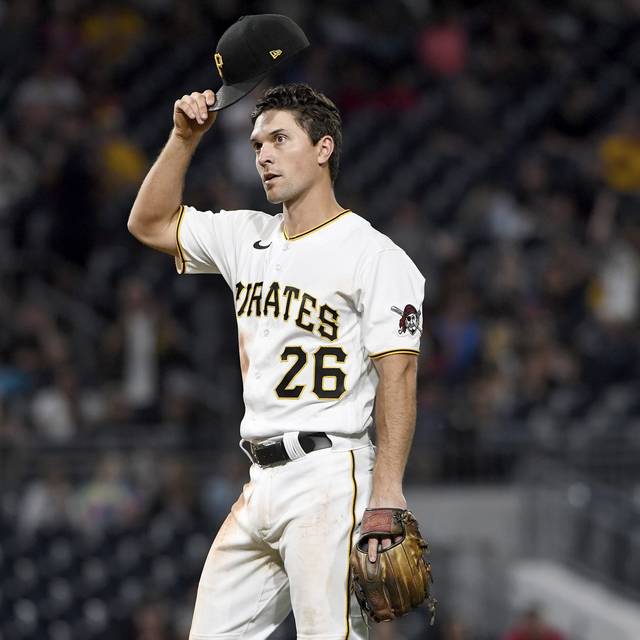 4004958_web1_gtr-BucsBrewers06-070221