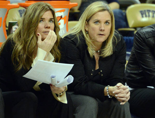 Kathy McConnell-Miller leaves Trinity bench for college basketball job