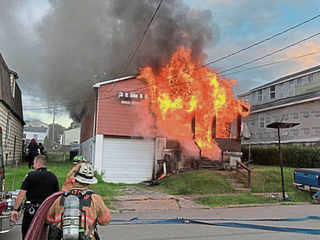 4011723_web1_vnd-FourthStFire2-070321