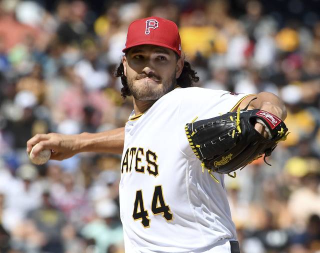 4012446_web1_gtr-BucsBrewers02-070421