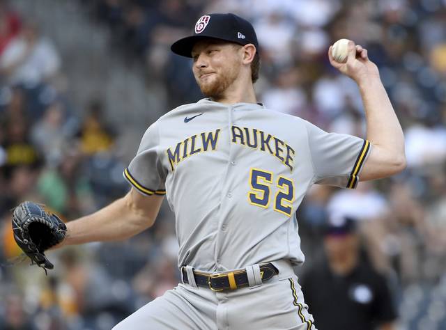 4012446_web1_gtr-BucsBrewers08-070421