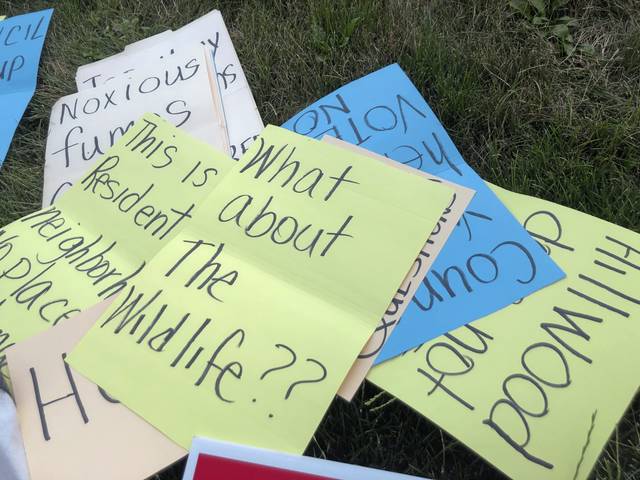 4017525_web1_ptr-ChurchillProtest3-070721