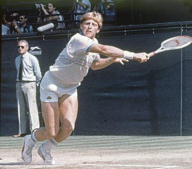 4018281_web1_AP508533091816