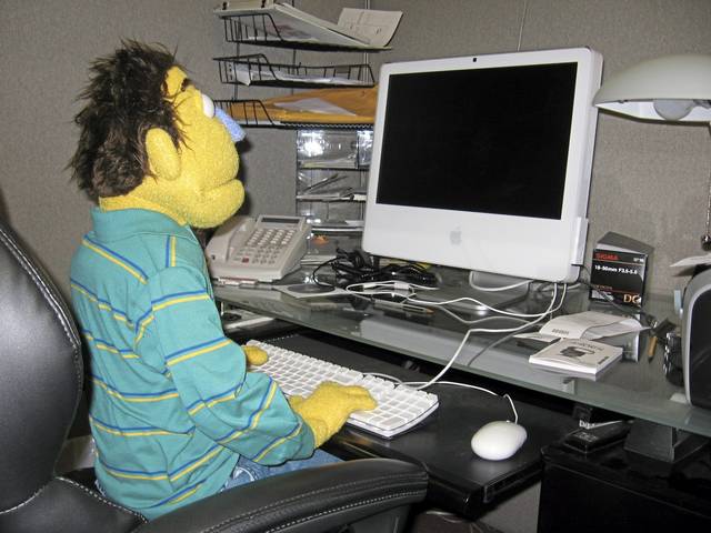 4025845_web1_VND-Sadecky-Puppets-10