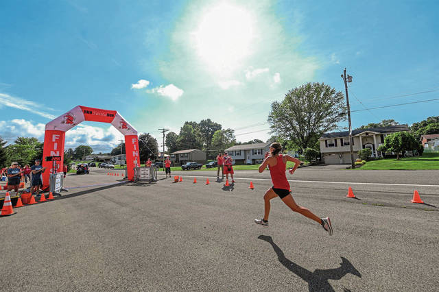 4029132_web1_vnd-lo-santashuffle105-071121