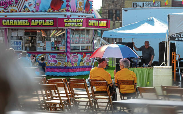 4036693_web1_vnd-lo-churchfestival100-071521