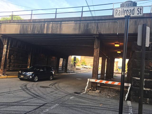 4038175_web1_gtr-LatUnderpass-071321