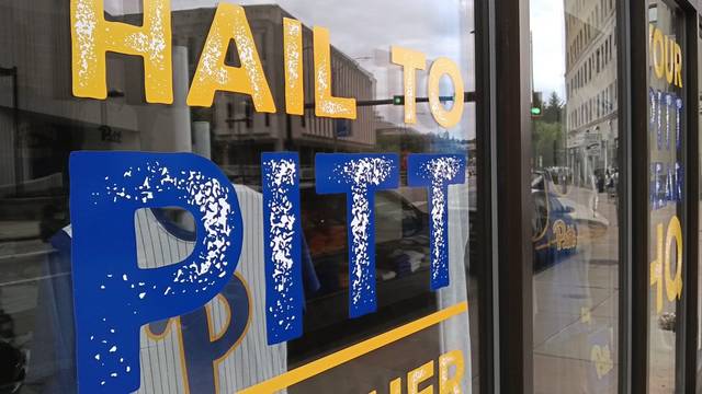 4040484_web1_Pitt-Hail-072320